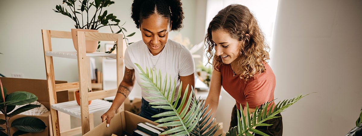 The Pros and Cons of Buying a House With Your Friends